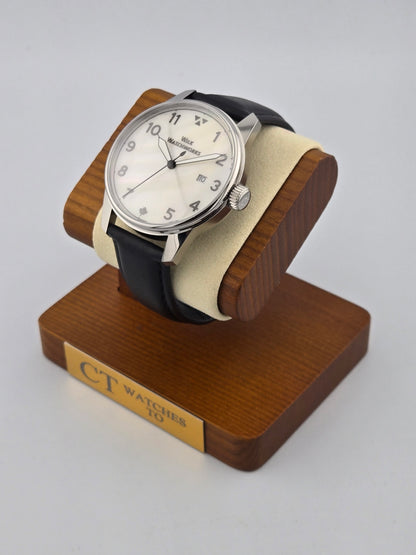 Mother of Pearl - 41mm - White Tuxedo