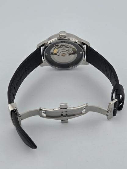 Mother of Pearl - 41mm - White Tuxedo